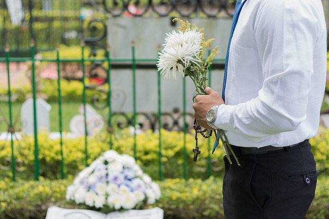 usługi pogrzebowe - kwiaty na pogrzeb