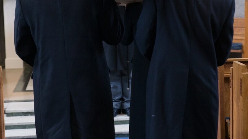 Sprowadzenie zwłok z zagranicy do Polski: formalności krok po kroku